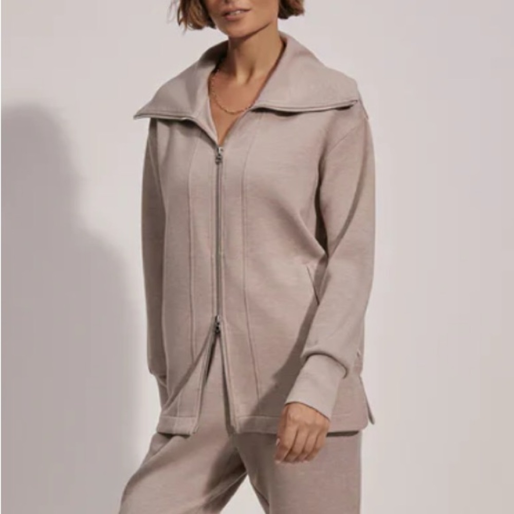 Varley Oversized doublesoft jacket - image 2